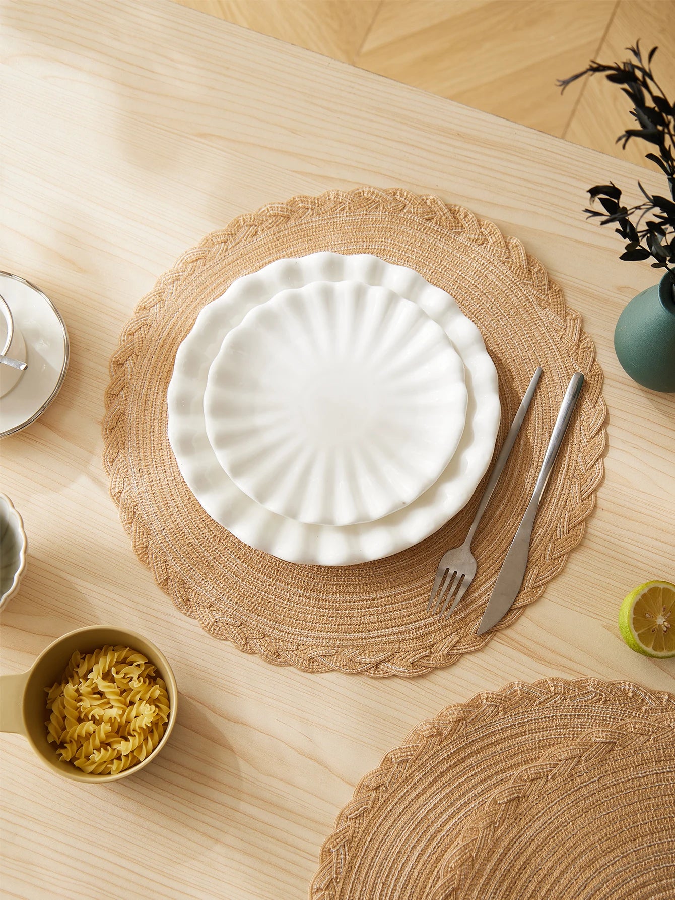 Classic Woven Cotton Round Placemat